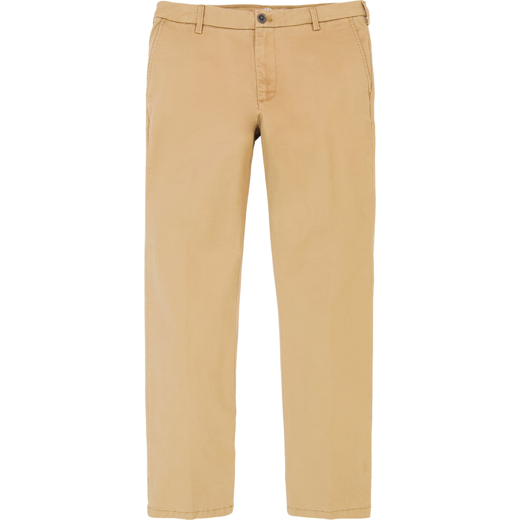 Saltwater Stretch Flat-Front Straight Fit Chino Pant - Cognac – IZOD