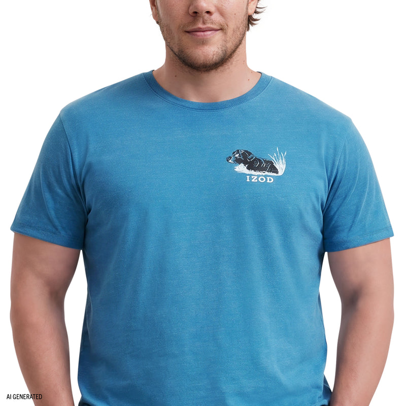 LLICA“ALCOHOLICA”Tシャツ　サックスブルー　S BIG & TALL SALTWATER SHORT SLEEVE GRAPHIC TEE - BLUE SAPPHIRE – IZOD