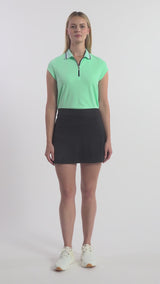 VENUS PLEATED BACK SKORT - BLACK